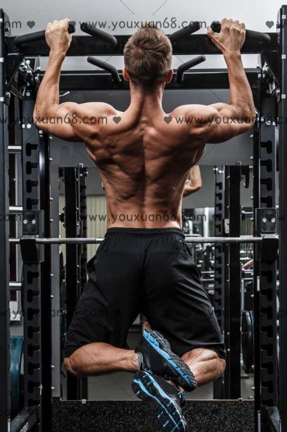 《健身精华-背》背部_背部肌肉锻炼_背部肌肉锻炼方法,健身,第1张