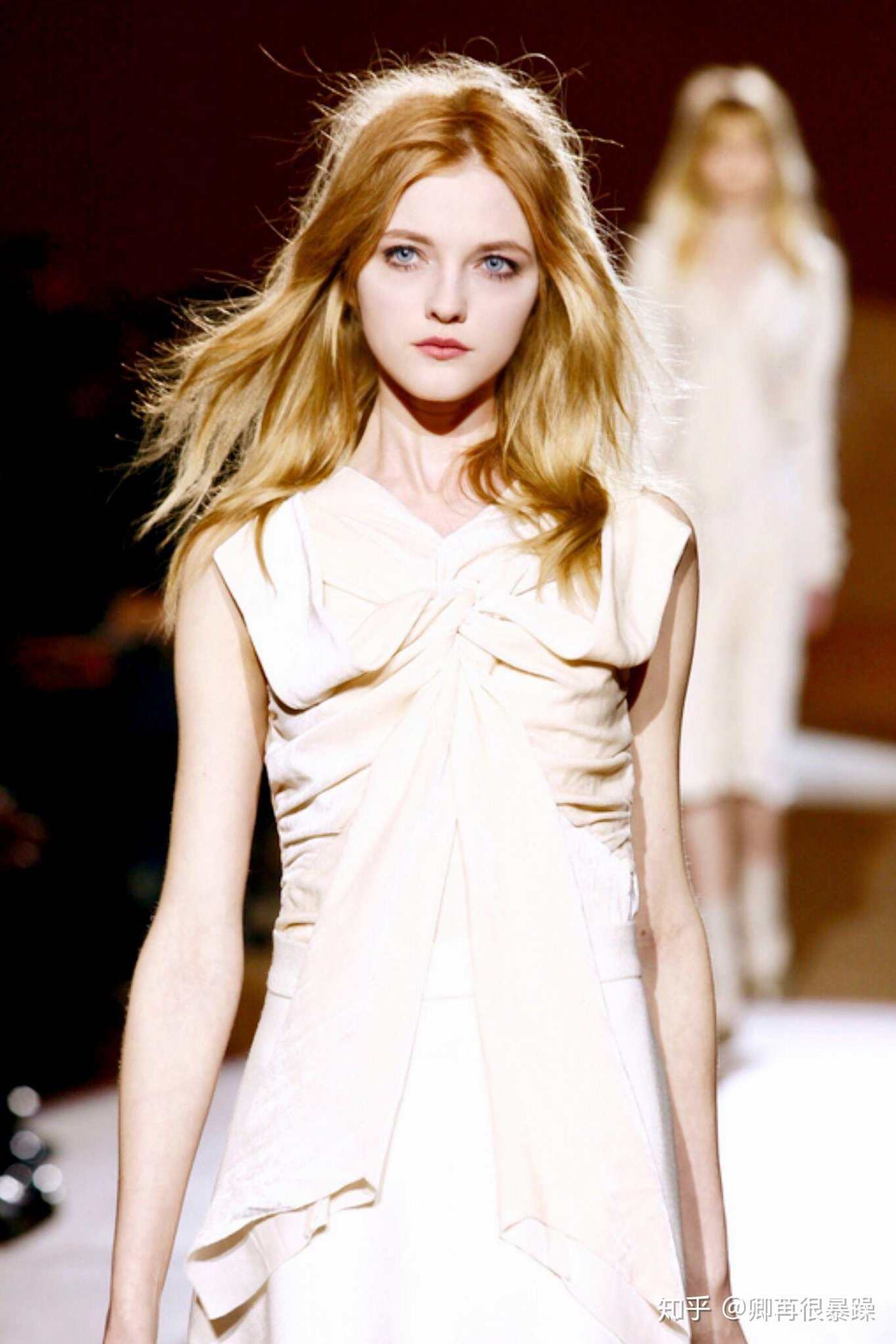 （超模打造)轻松拥有性感马甲线s型曲线,课程,专业,办公,第1张