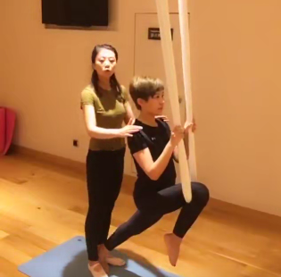 空中瑜伽的全面系统学习肩颈和腿部,课程,学习,瑜伽,第1张