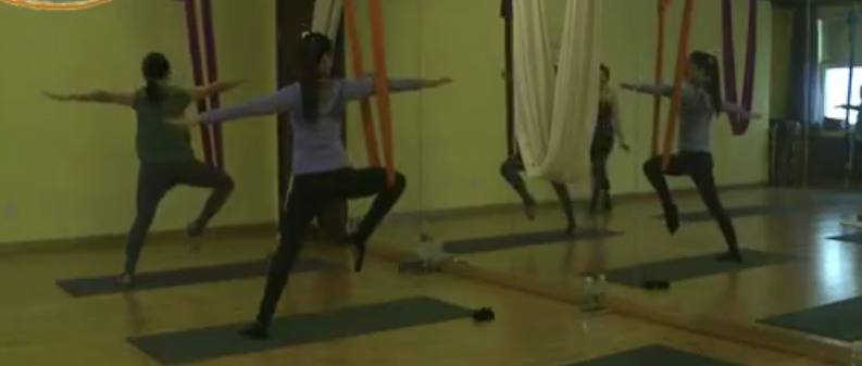 黄琼空中瑜伽 3节,瑜伽,第1张