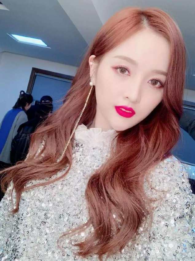 吴大真 花养女人高清