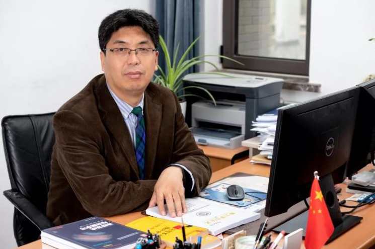 专家团 大数据背后的商机-赢在中国大数据高峰论坛高清