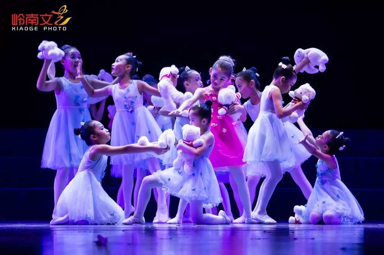 少儿手工制作 迪斯尼 Art Attack艺术创新创想,教育,艺术,创新,第1张