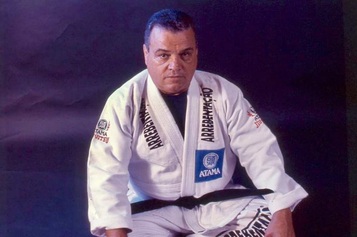 《格雷西柔术权威教程-高级篇》RMVB格式3讲