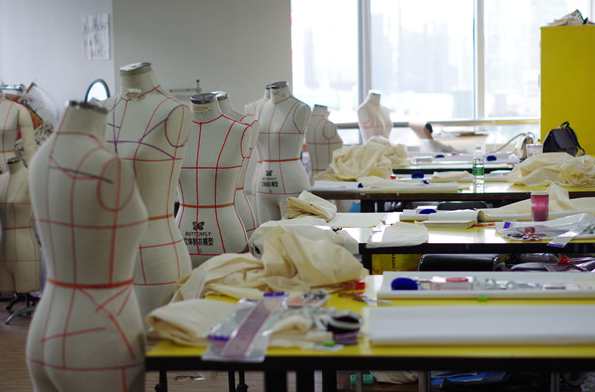 服装店面 宋予-服装行业人员培养及督导技术提升培训（服装店导购培训）,课程,管理,专业,支持,第1张