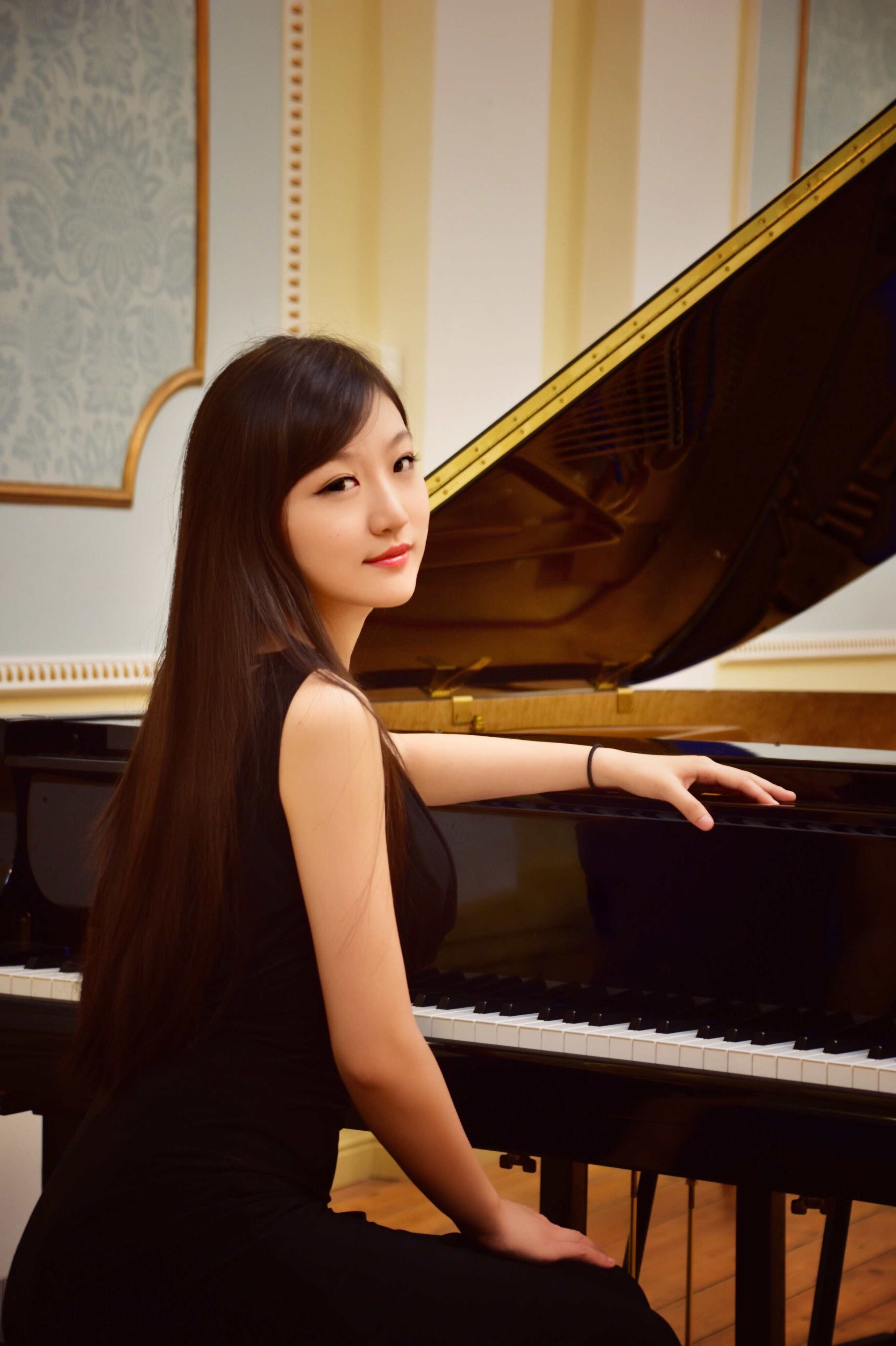 李昀 魅力人生-想成功先像成功,课程,管理,发展,专业,沟通,第1张