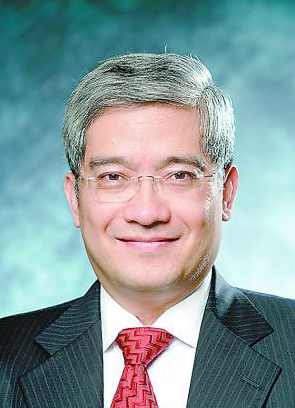 郎咸平 财经朗闲评.国有股减持-何不借鉴他山石？