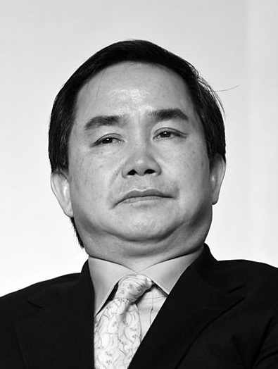 陈志武 经济减速时期回归主业是企业上策