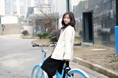 陈宇莹 电子围栏是共享单车市场的救命稻草？,课程,第1张