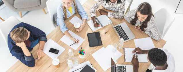 何常明 员工情绪管理—如何发挥员工最佳的工作状态,课程,管理,专业,理解,目标,第1张