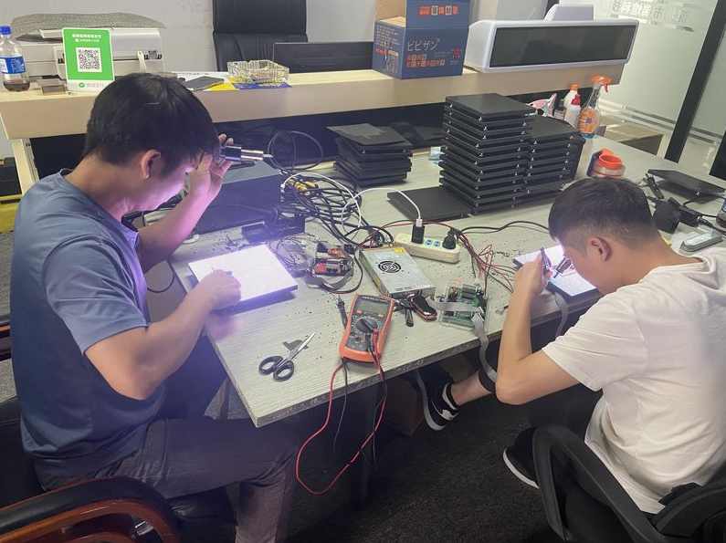 《显示器维修范例大全》