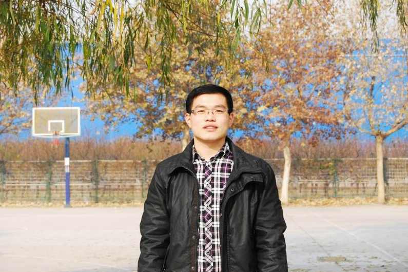 苏超超 销售界的奇迹-大学生创业_卖文化衫月销40万