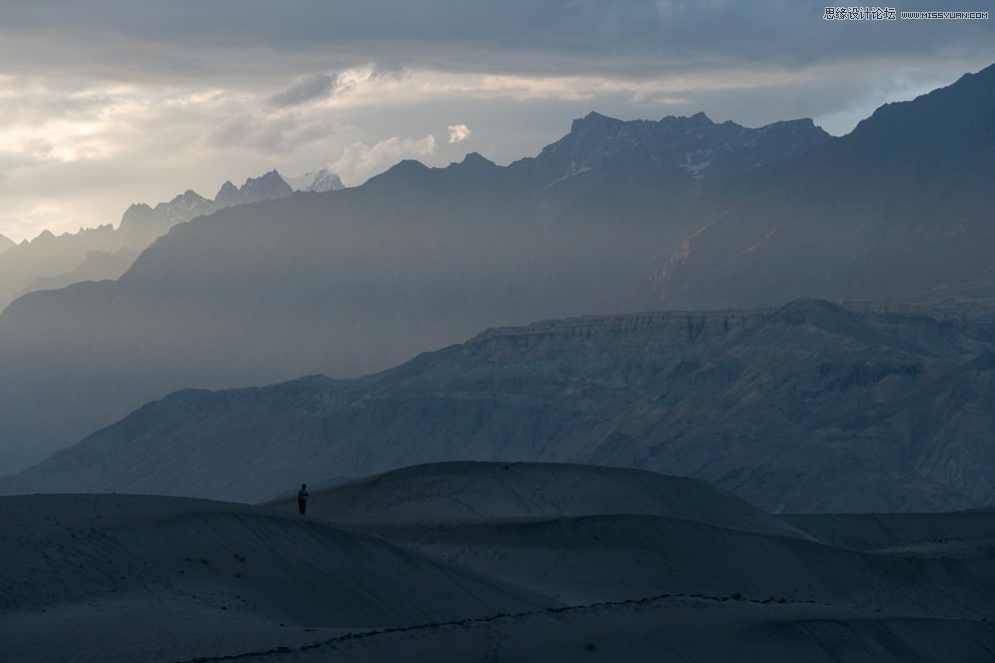 photoshop神奇的通道_第三节色阶与通道