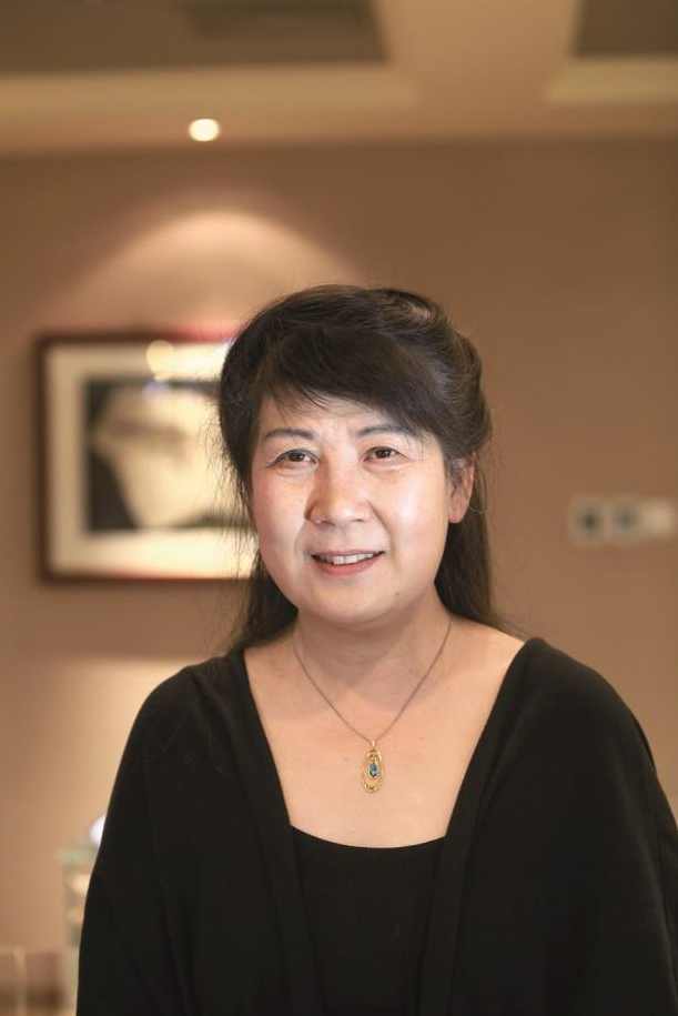 左小蕾 我们怎样适应社会