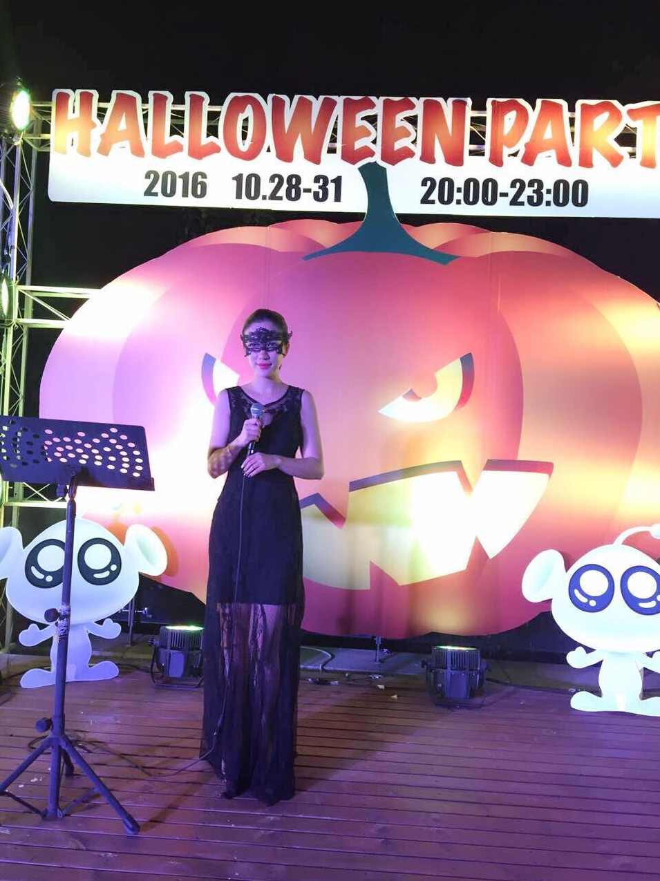 美女多作怪-播讲者-咕咕-52集,美女,第1张