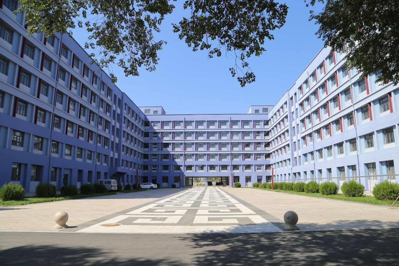 洪缣德 欧洲文化导论