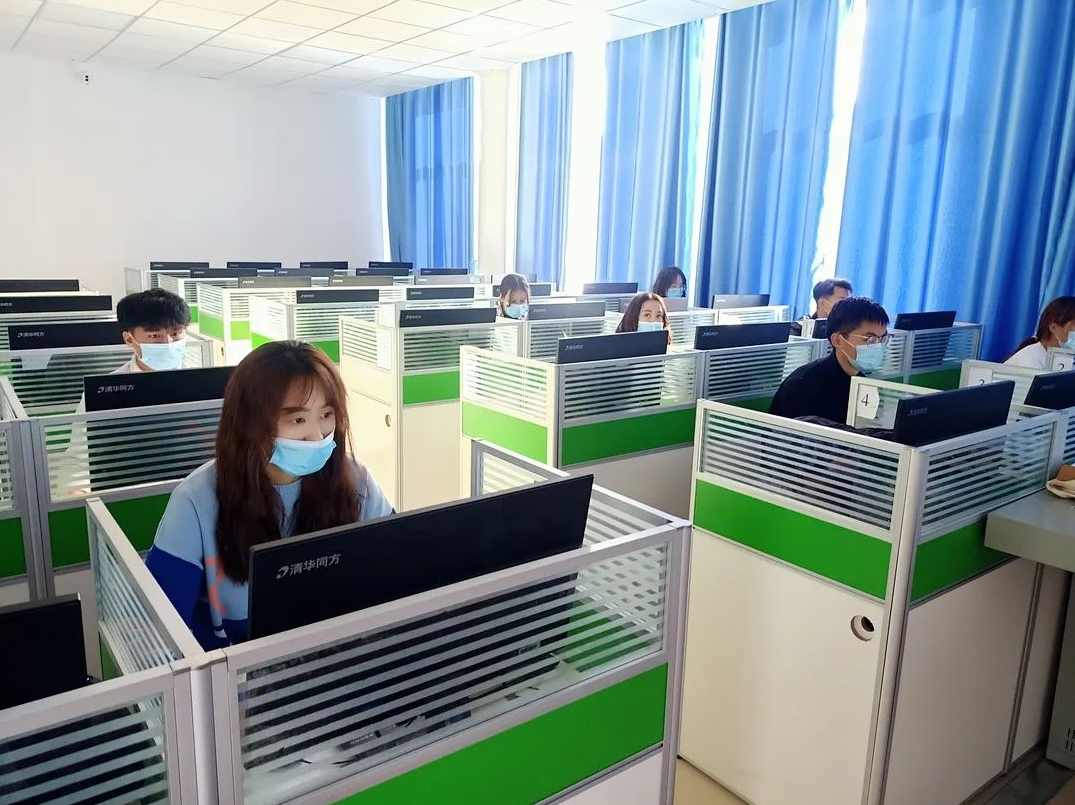 《网店经营宝典-从“新手”到职业网商的蜕变》高清扫描版（PDF)