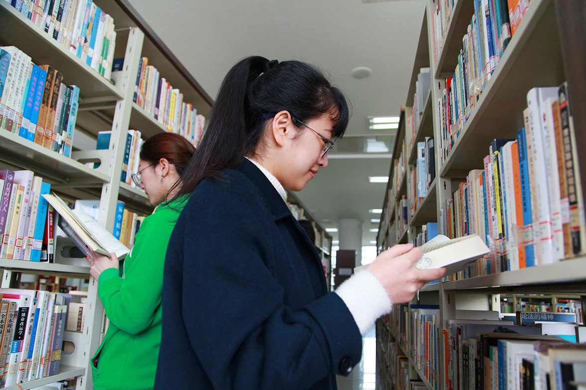 贾生亭 当阅读习惯从纸质书籍变成数字阅读