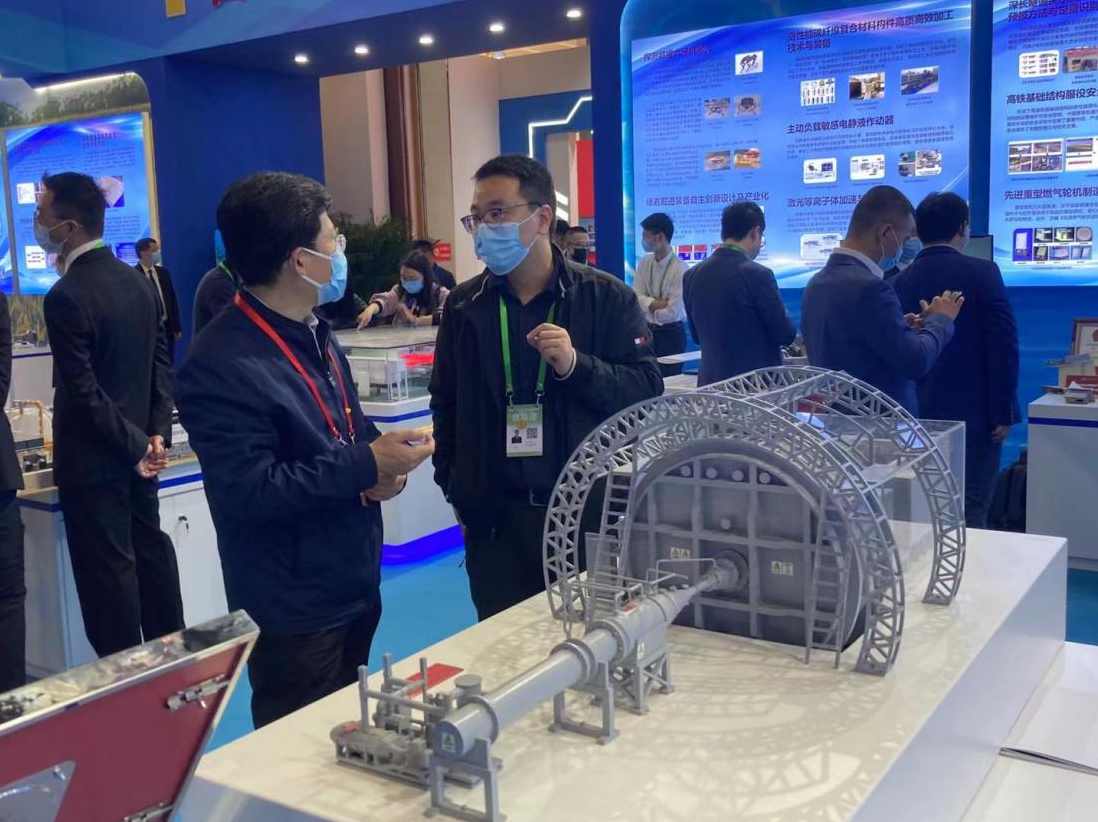 项兵 科技创新正迎来临界点与拐点,课程,管理,创新,第1张