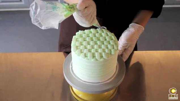 蛋糕裱花视频教程－艺术裱花蛋糕制作教程－裱花制作入门教程,艺术,第1张