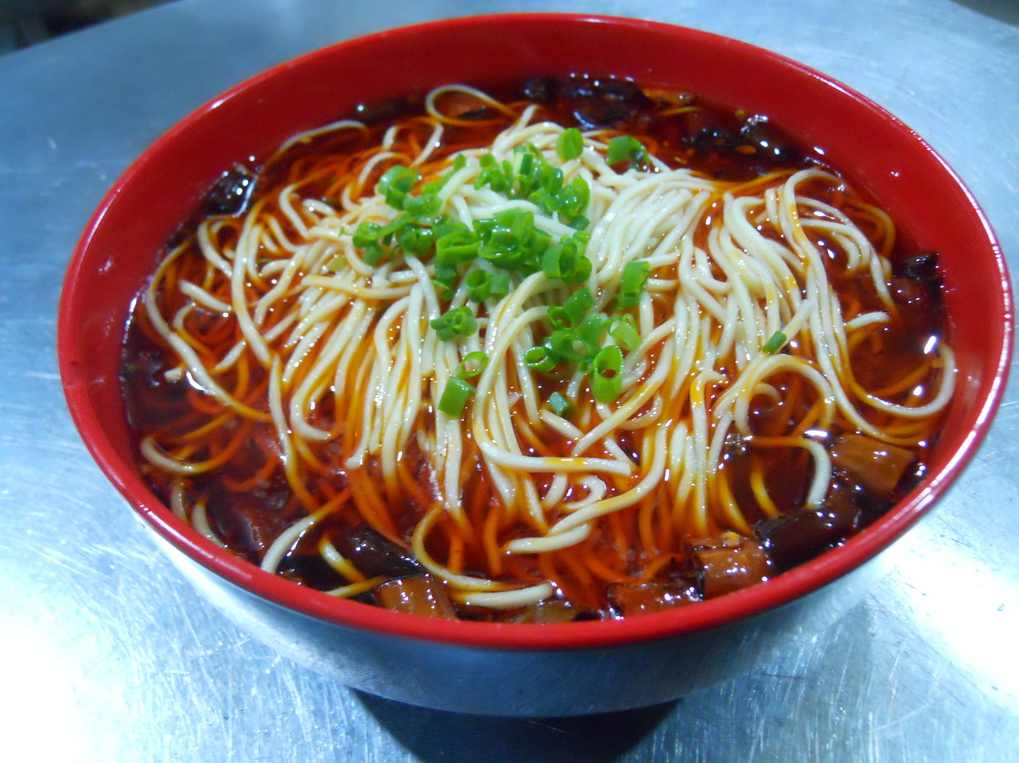 正宗重庆小面技术配方牛肉炸酱肥肠麻辣小面秘方视频技术配方教程,沟通,第1张