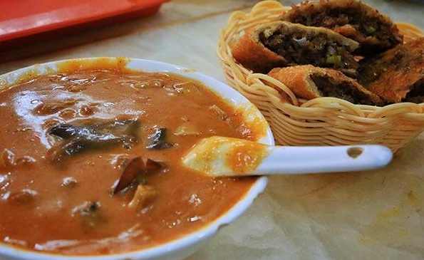 河南特色小吃炒三不粘技术视频