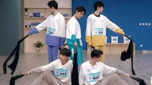 【钱塘李逍遥】逍遥训练营k线技术分析+闲聊票之见龙在田 2视频,课程,第1张